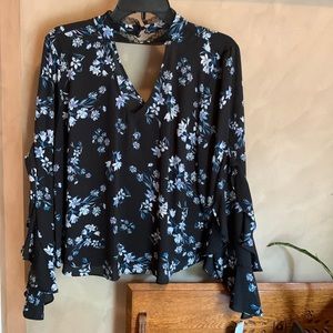 Living Doll Blouse. Size L. Blue Floral.